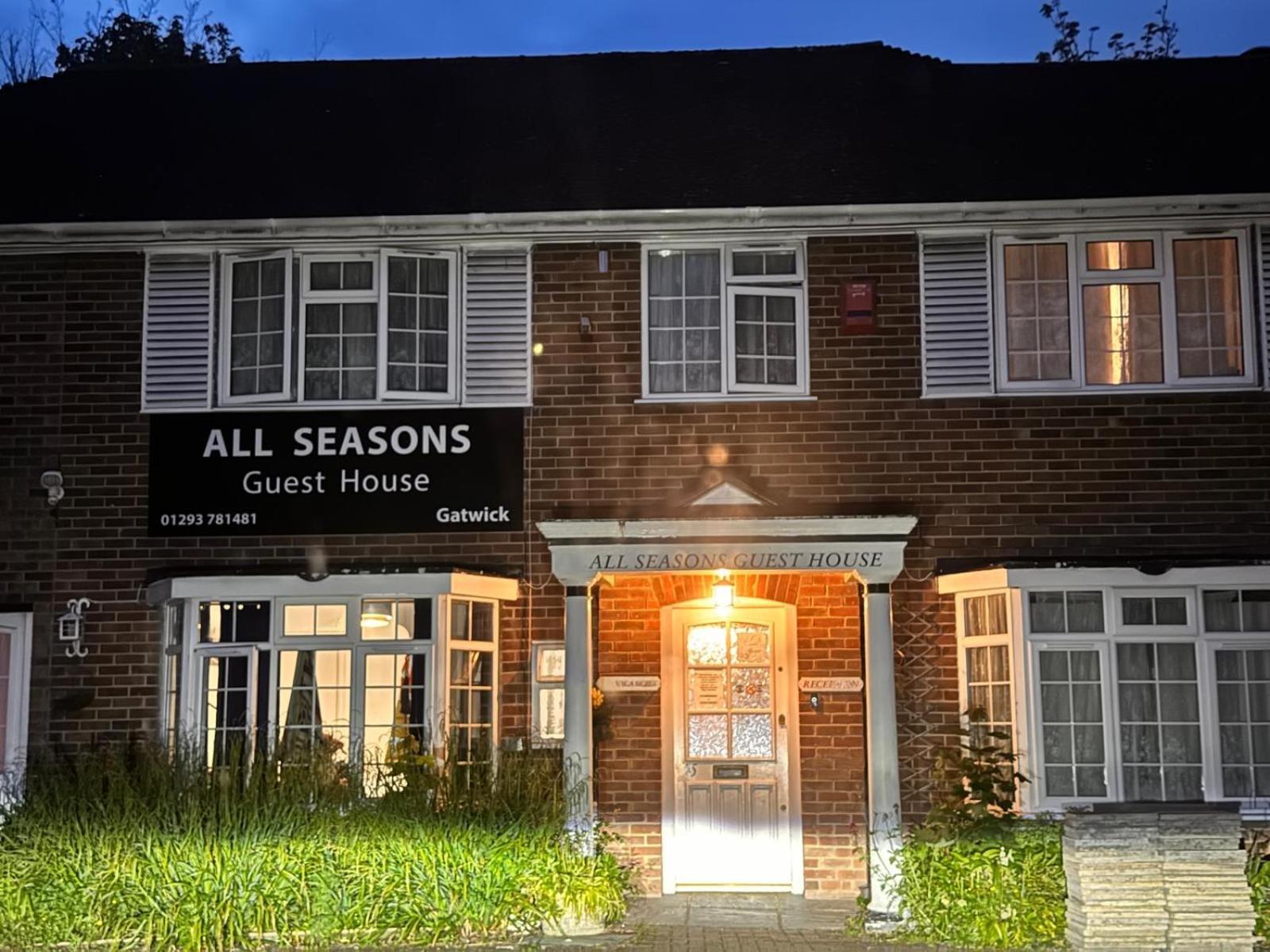 All Seasons Gatwick Guest House & Parking Горлі Екстер'єр фото